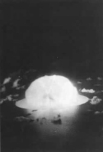 第一颗氢弹爆炸试验成功 - 1