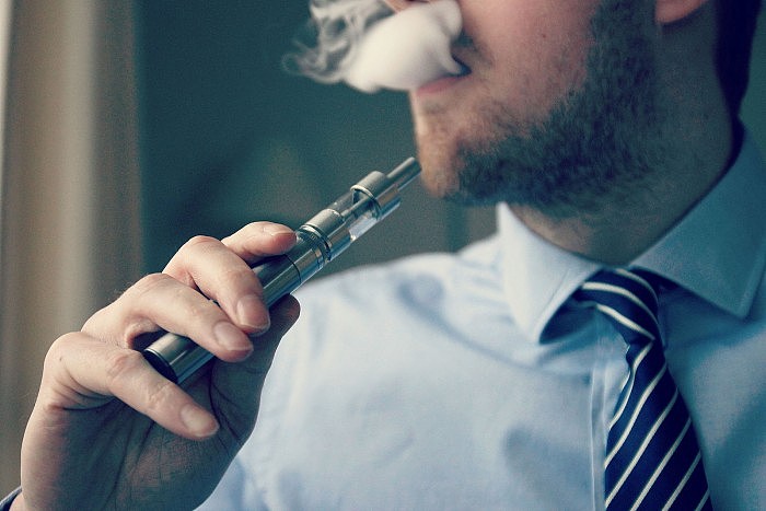 研究：吸食一次电子烟会提高健康非吸烟者的氧化应激水平  增加疾病风险 - 1
