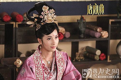 唐中宗李显： 被3个女人左右一生 - 4