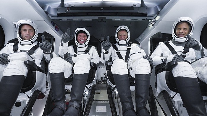 买10送7：国际空间站“双飞”17日游结束 4名太空游客回到地球 - 2