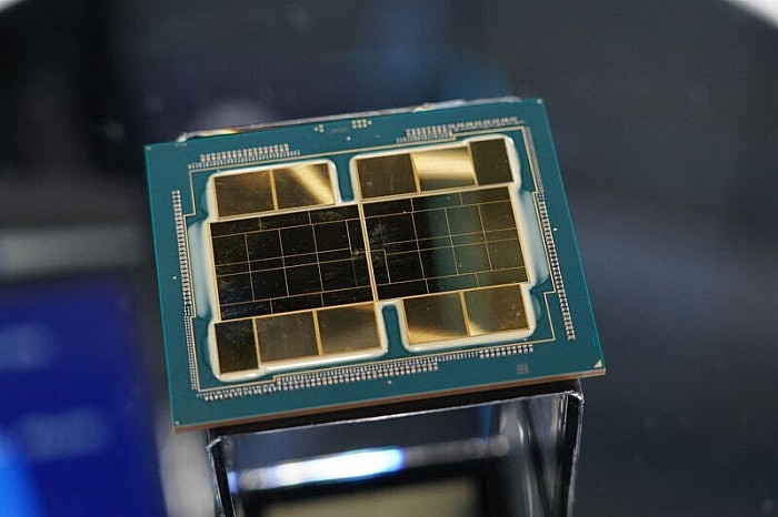 Intel官宣全新数据中心显卡：首发AV1编码、双芯功耗仅75W - 5