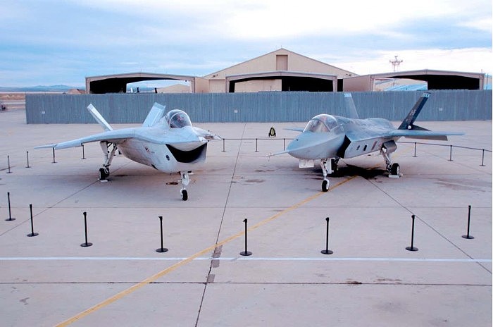 试飞员谈波音X-32试飞过程与竞争失败原因 - 10