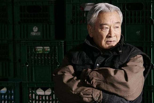 88歲資深男星李順載在韓國有「國民爺爺」封號。（圖／摘自韓網）