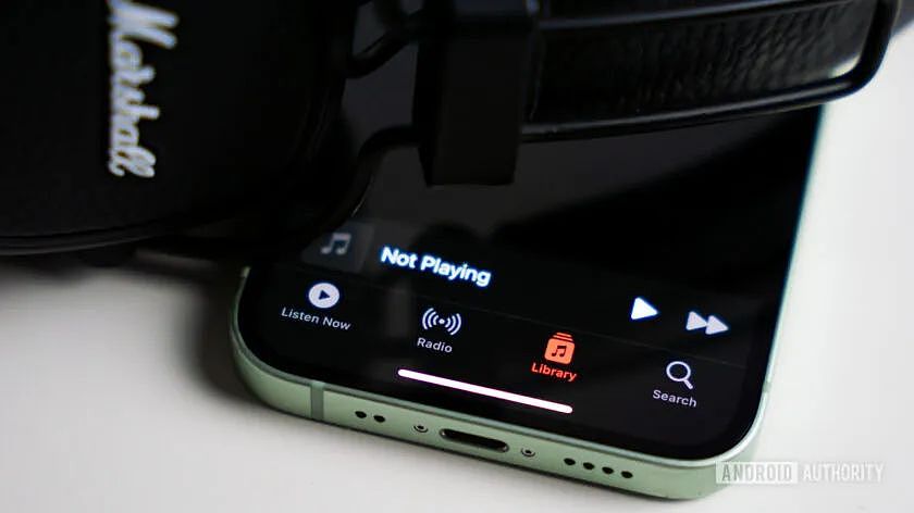 iPhone 用户反馈安装近期 iOS 更新后，无法用物理按钮控制串流媒体音量 - 1