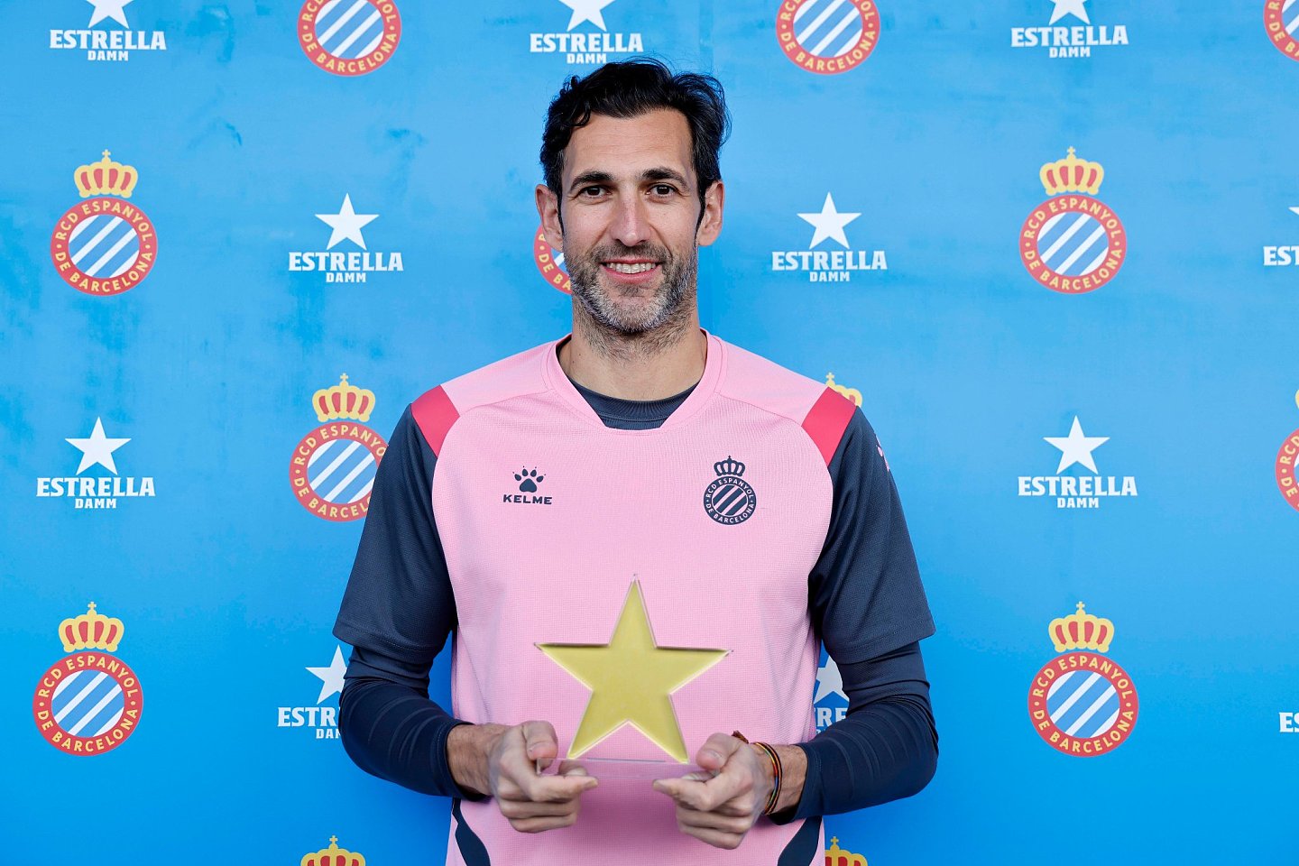 官方：迭戈-洛佩斯获评西班牙人队11月最佳球员，连续2月当选