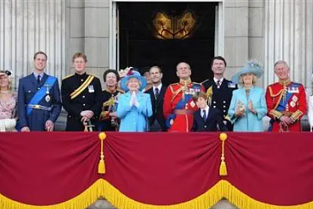 英国皇室：国家的象征与吉祥物 - 1