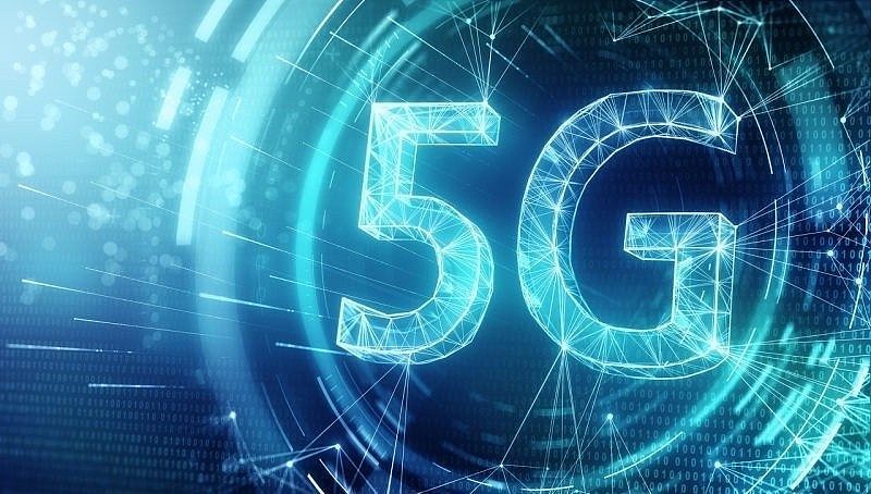 透视三大运营商 10 月运营数据：5G 用户数占比超三成，5G 专网受关注 - 1