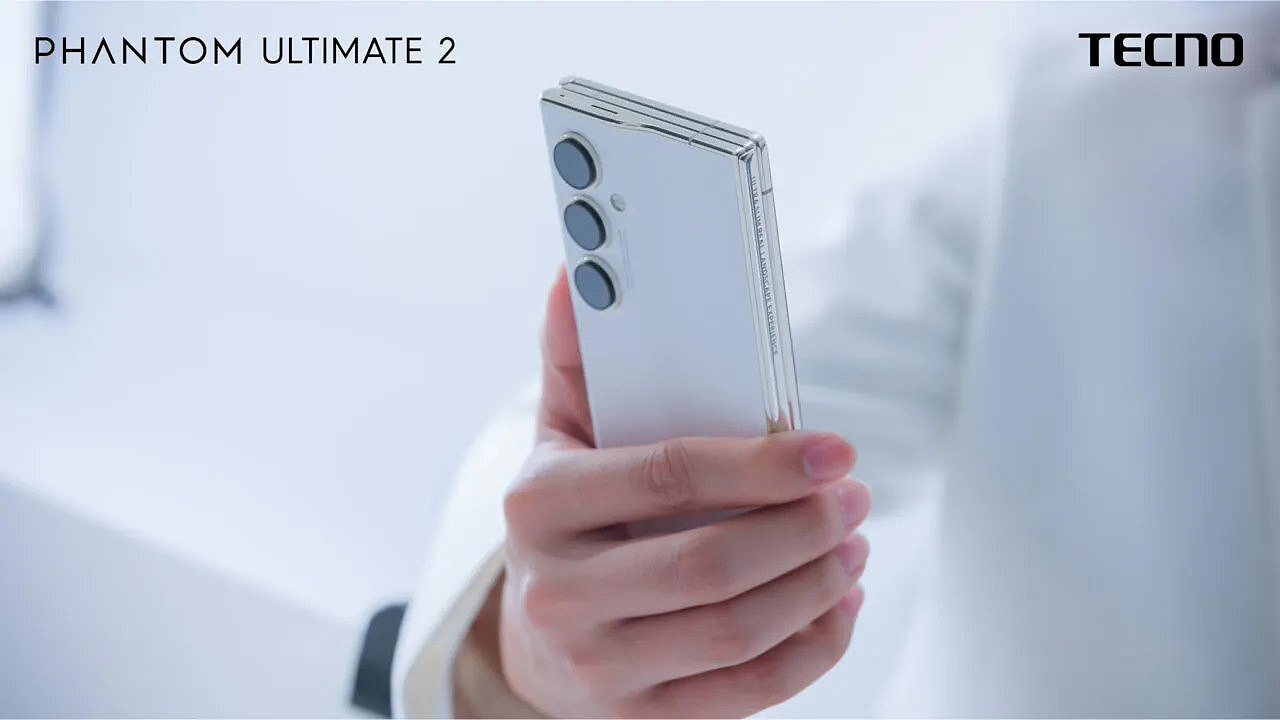 传音 Tecno 展示 Phantom Ultimate 2 概念三折叠手机：厚 11 毫米，折叠 6.48 英寸 / 展开 10 英寸 - 4