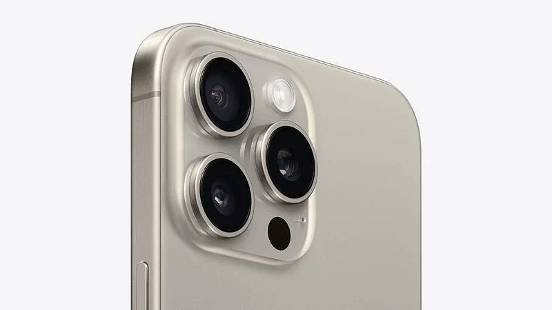 苹果 iPhone 15 Pro Max 独占全新长焦镜头，支持 5 倍光学变焦及 25 倍数码变焦 - 1