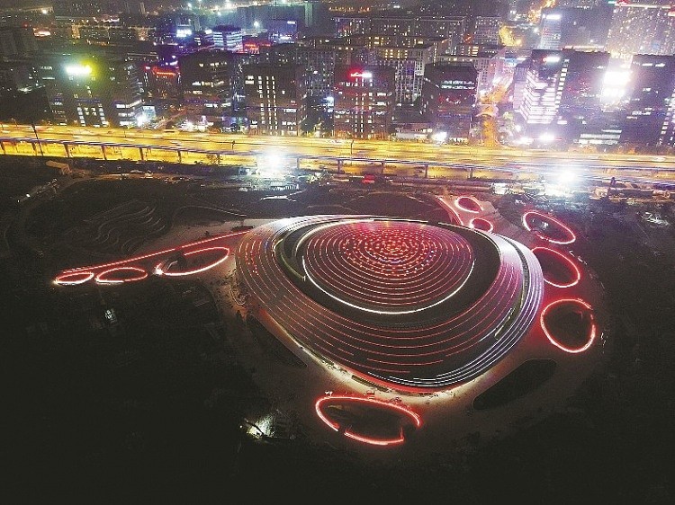 杭州亚运会电竞场馆夜景