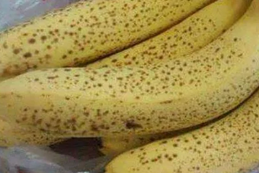 香蕉皮为什么会变黑？香蕉可以放冰箱吗? - 1