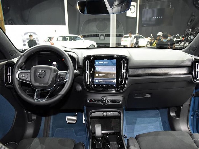 沃尔沃正式公布全新纯电动轿跑SUV：C40 RECHARGE - 7