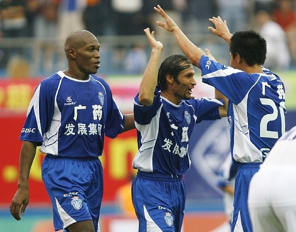 带来深远影响的广州足球：12年后来到岔路口！郑智和球队请加油 - 2