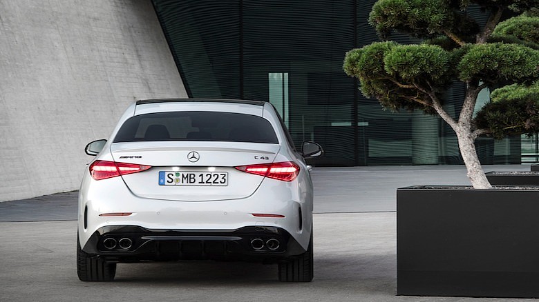 2023款AMG C 43轿车将把F1涡轮技术带到街头 - 6