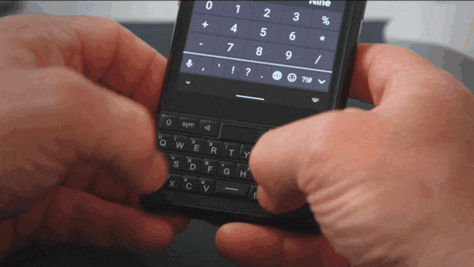[图]Titan Slim火爆众筹：配物理QWERTY键盘 耐用的小屏手机 - 9