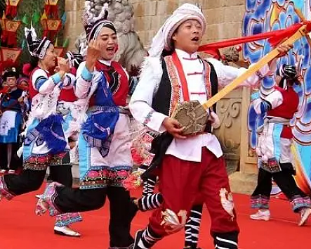 白族风俗：探索洱海地区的多元少数民族文化 - 1