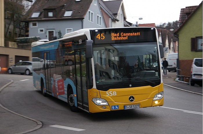 bus-5143052_1280.jpg