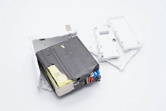 拆解报告：Redmi Note 11 Pro+标配120W充电器MDY-12-ED - 17