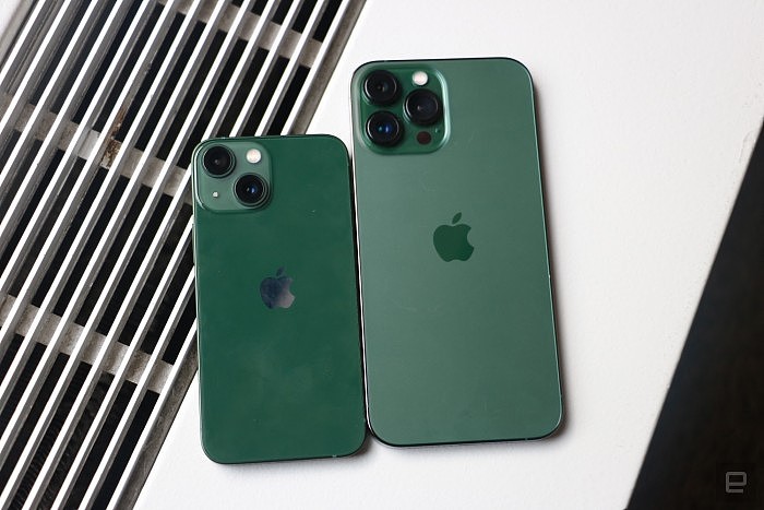 iPhone 13全新苍岭绿和绿色真机上手 - 7