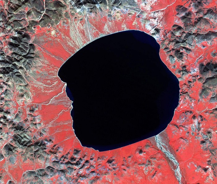 Lake-Elgygytgyn-Crater.jpg