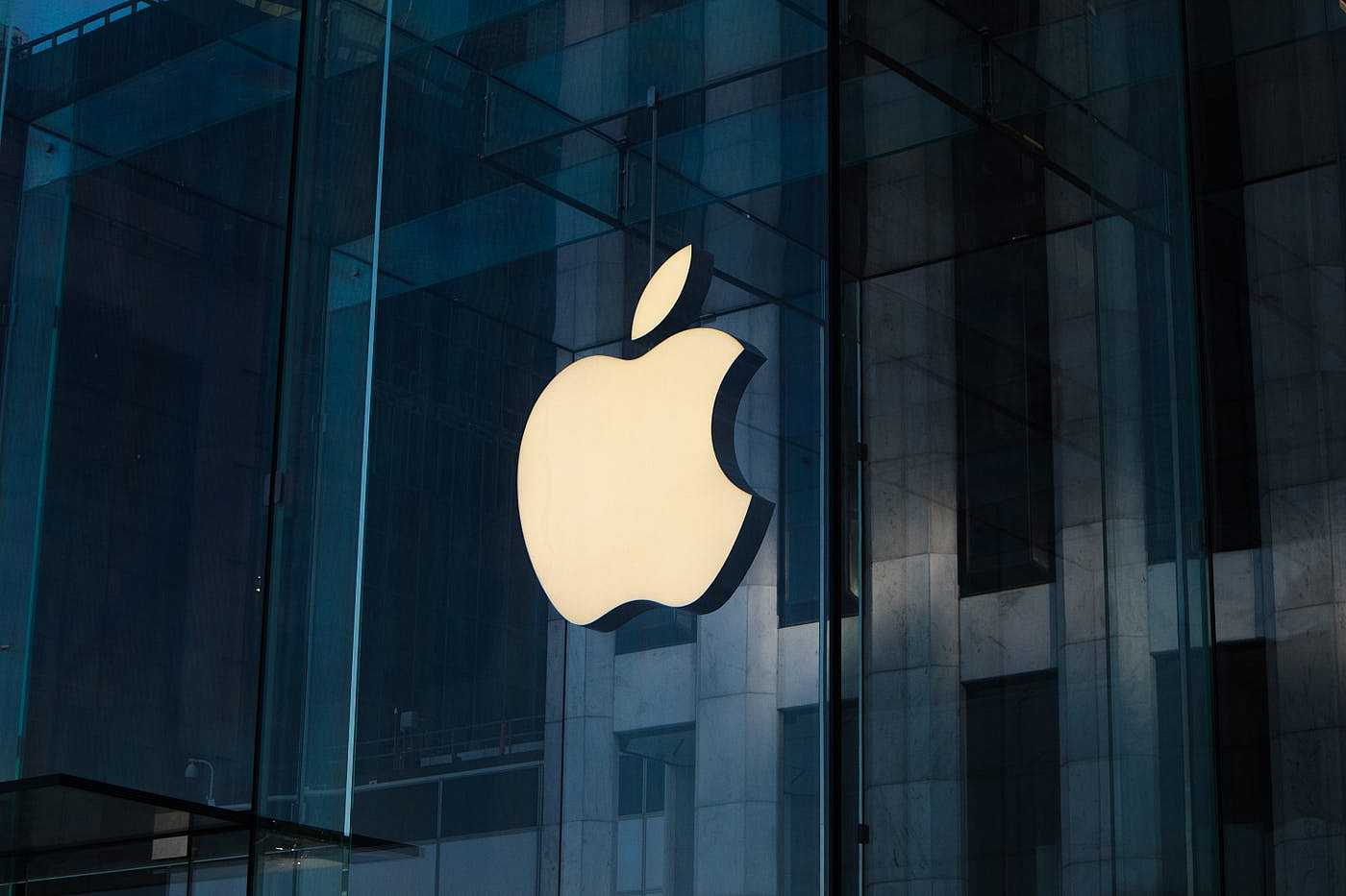 罚多少？！?苹果因滥用应用程序商店规则被罚款18亿欧元 - 1