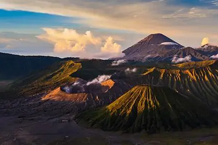 拥有活火山最多的国家是哪个？主要特点是什么？ - 1