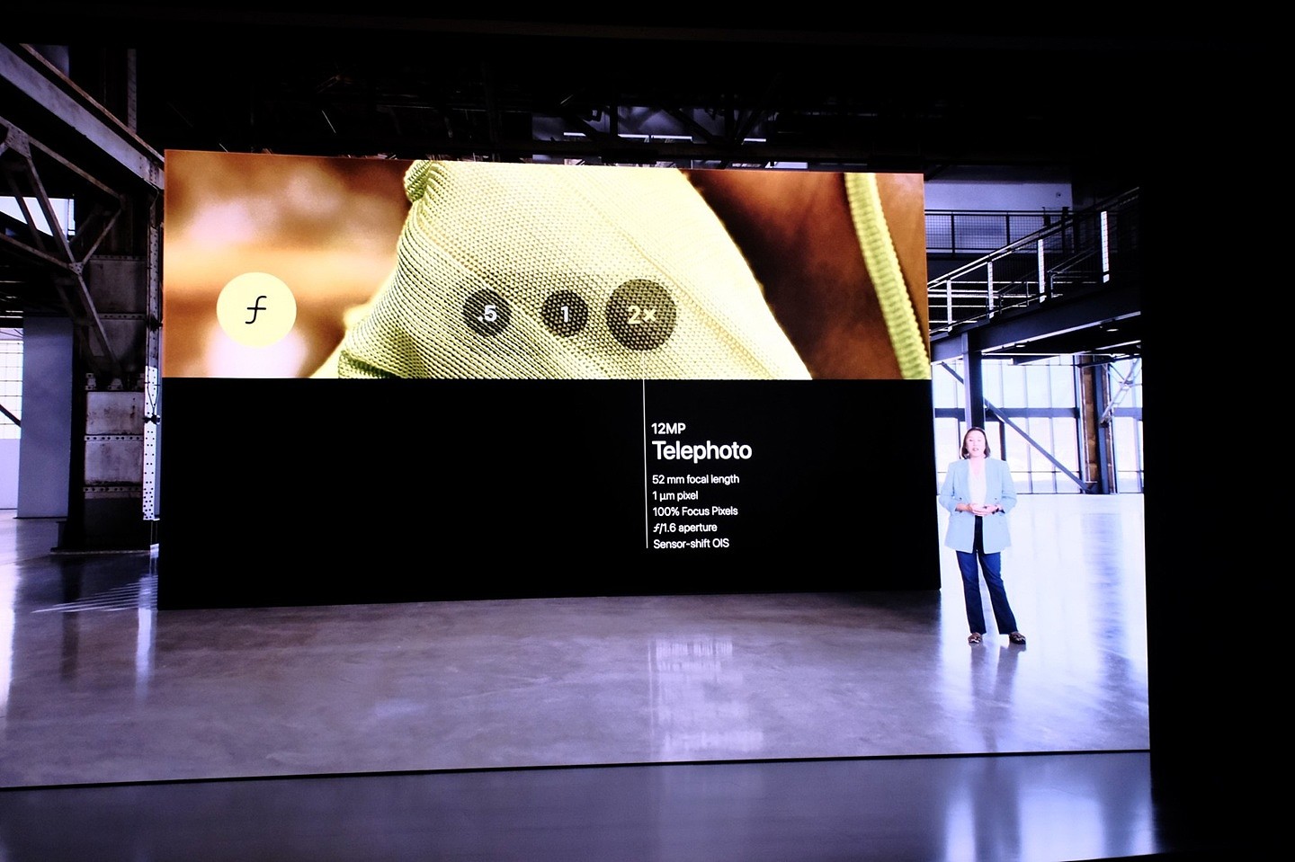 苹果发布 6.1/6.7 英寸 iPhone 15 标准机型：升级灵动岛、配 4800 万主摄、改用 USB-C 端口，起售价 799/899 美元 - 17