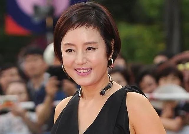 韩国著名女星被强制摘子宫，关进男子监狱5天，她到底得罪了谁？ - 7