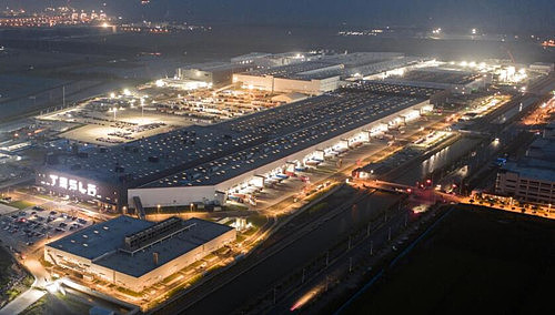 航拍显示特斯拉上海超级工厂已再次做好季度末冲刺准备 - 1