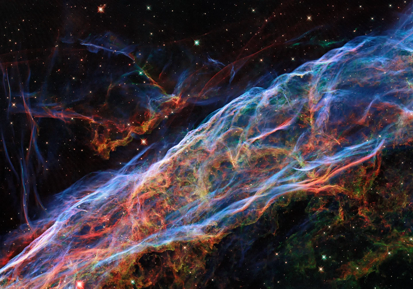 2021年最佳太空照片：从闪亮的星域到雄伟的星云 - 1