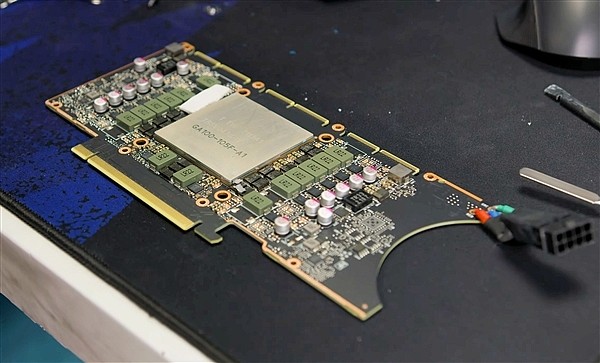 NVIDIA痴迷挖矿：翻出上代Volta架构大核心 做了块神奇的矿卡 - 2