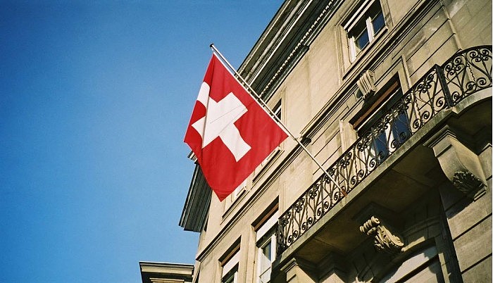 瑞士计划开始向电动汽车收税 - 1