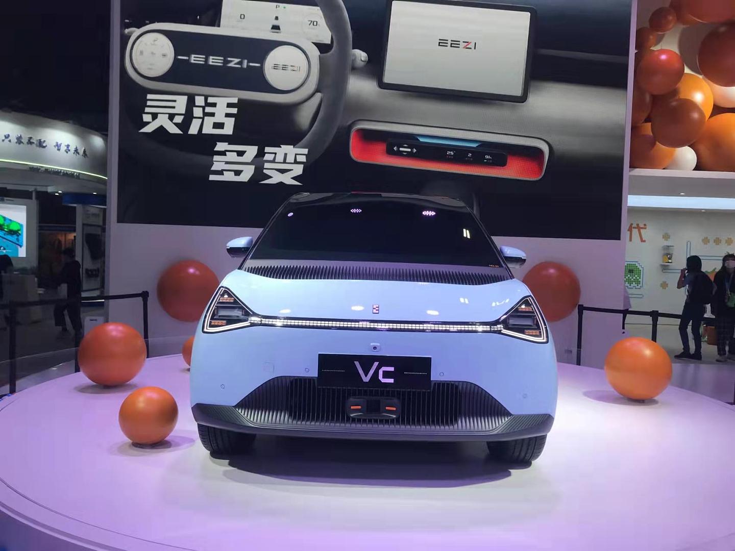 「轻橙时代」展示即将量产的样车VC，大众电动车市场能长出下一个「小米」么？ - 6