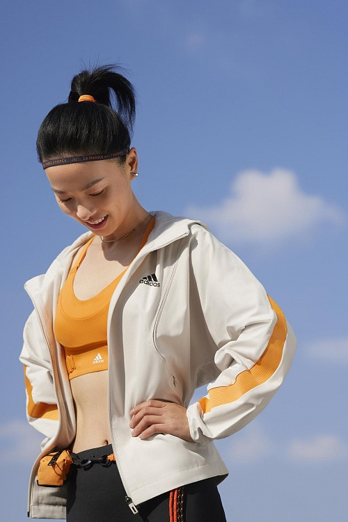 阿迪达斯推出针对亚洲女性身型全面升级运动内衣系列 灵活支撑 伴女性自如运动 - 7