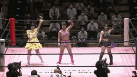 日本女子摔角这么假，为啥还有这么多人爱看？ - 24