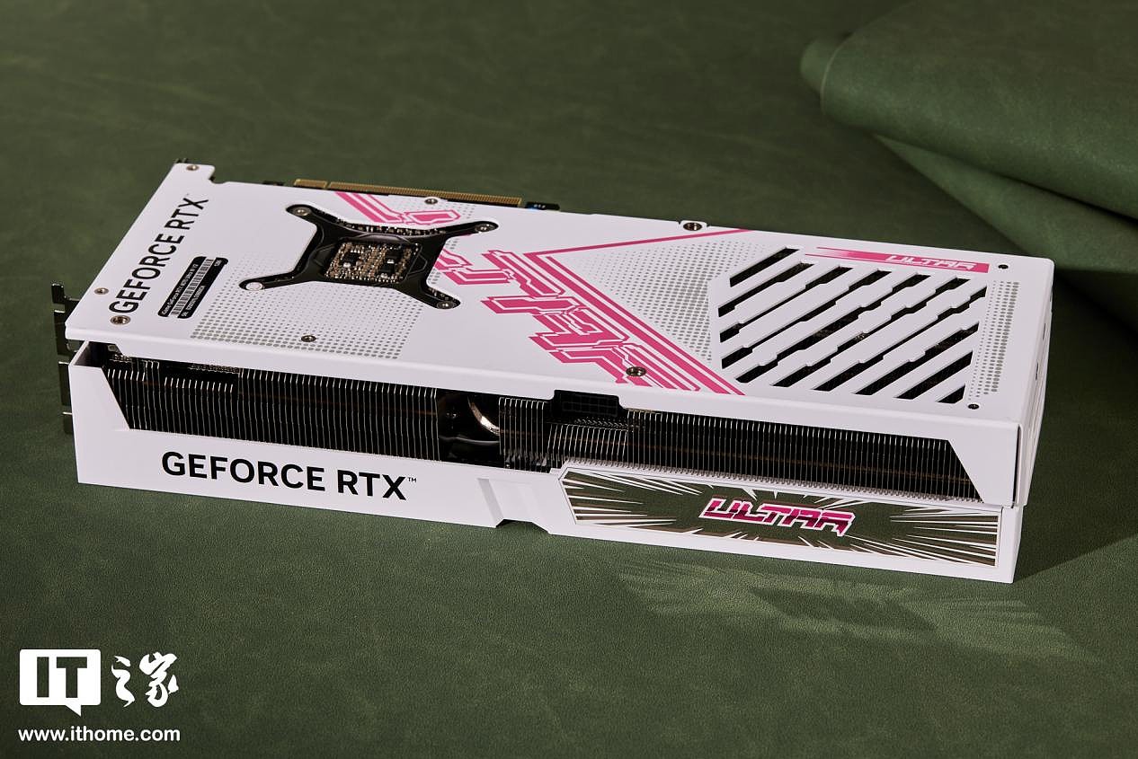 【IT之家评测室】七彩虹 iGame GeForce RTX 4070 Ultra W V2 评测：性能超 RTX 3080，超低功耗畅玩 2K - 8