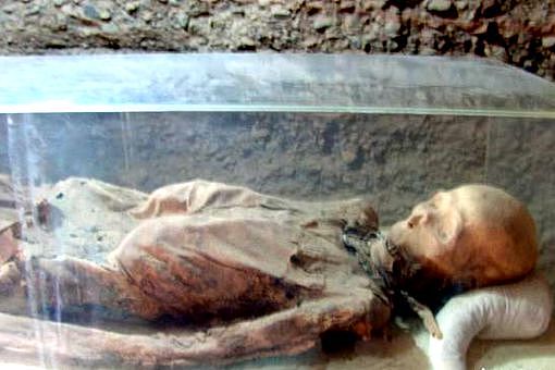 历史解密：考古挖掘出来的尸骨最后怎么处理了 - 2