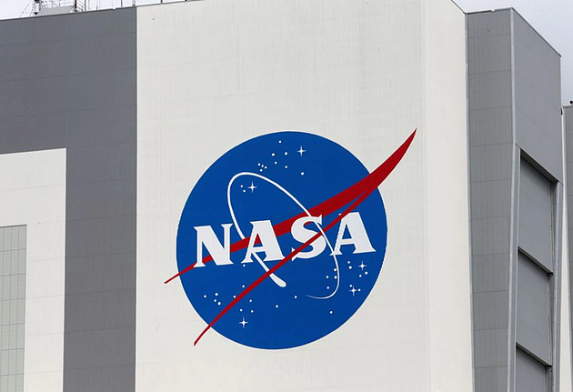 因为蓝色起源起诉 NASA暂停SpaceX月球着陆器合同 - 1