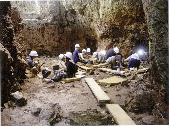 研究发现17万年前早期人类已经懂得将炉灶放置在洞穴中最佳位置 - 3