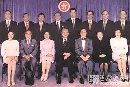 中华人民共和国香港特别行政区政府成立 - 1