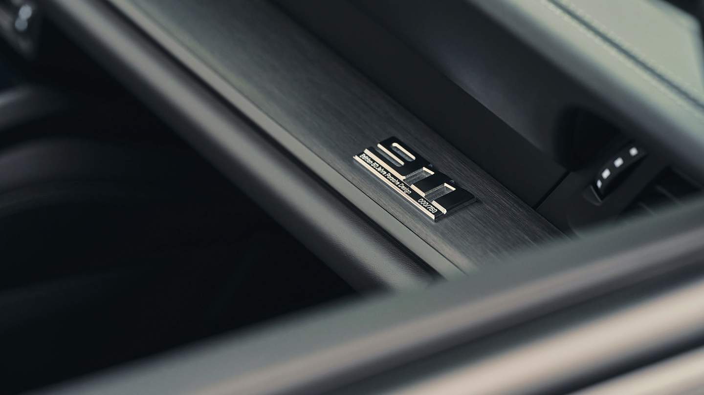 保时捷设计工作室推特别版911 Targa 4 GTS来庆祝其50周年纪念日 - 14