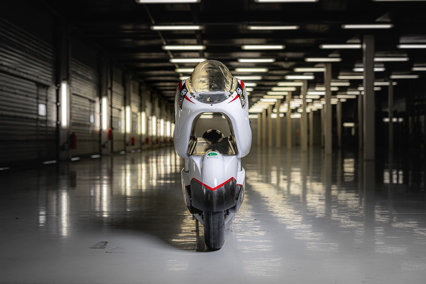 英国公司打造全球最快电动摩托车：采用激进的大洞技术 - 8