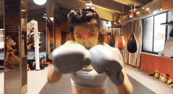 探访上海第一家女子拳击馆：全是性感姐姐，男性免入 - 2