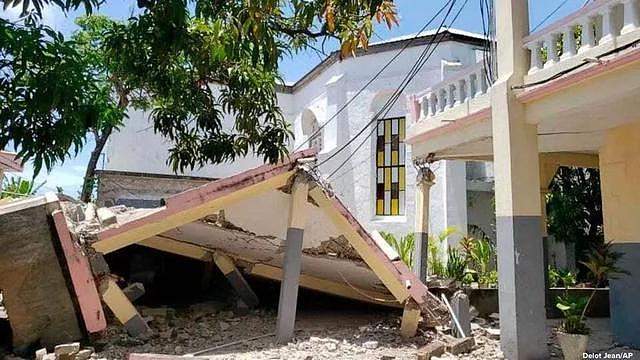 海地发生7.3级地震 遇难人数升至304人 - 1