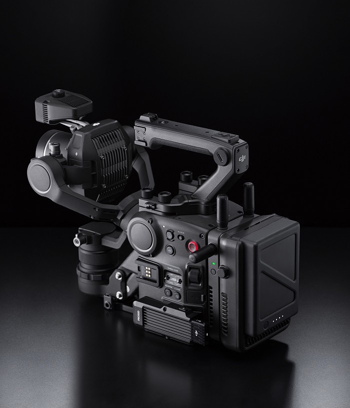 大疆发布Ronin 4D 8K电影机 提供4轴稳定和激光雷达对焦 - 1