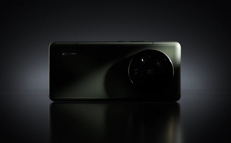 小米 13 Ultra 手机预热视频公布，橄榄绿版本亮相 - 1