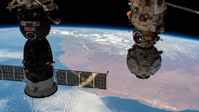 ISS-Soyuz-MS-19-Nauka-Prichal-scaled.jpg