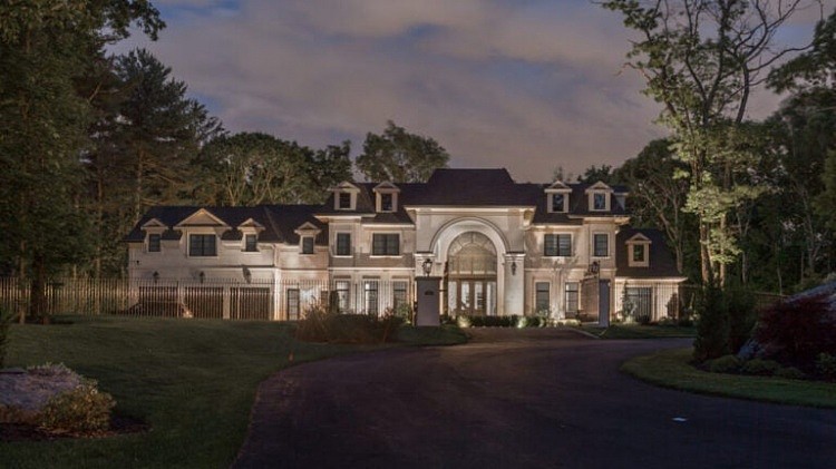 纽约邮报：肯巴-沃克卖掉自己在波士顿的豪宅 价格超1125万美元 - 2