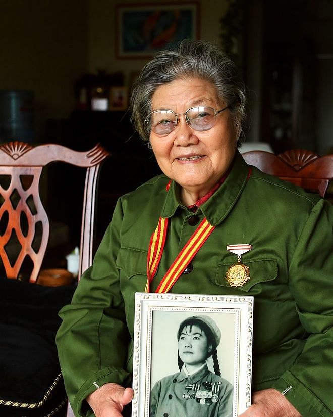 李少红母亲金淑琪因病医治无效逝世 享年91岁 - 1