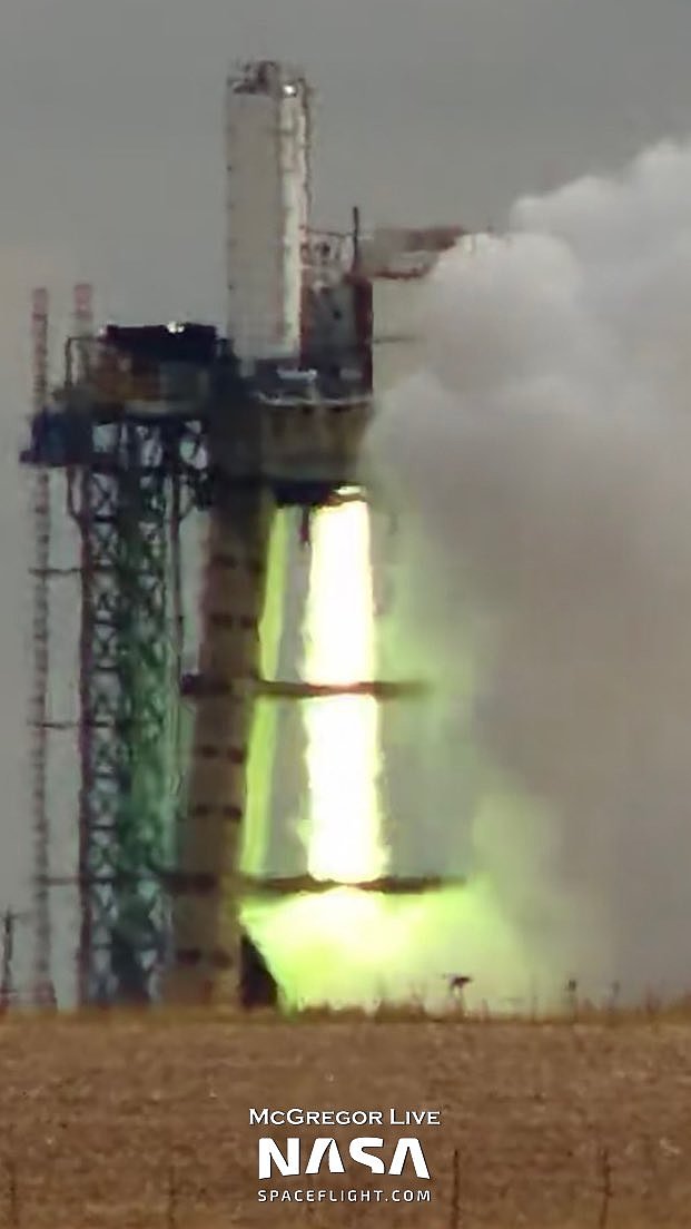 SpaceX在发射活动中又熔化了一台火箭引擎 - 1